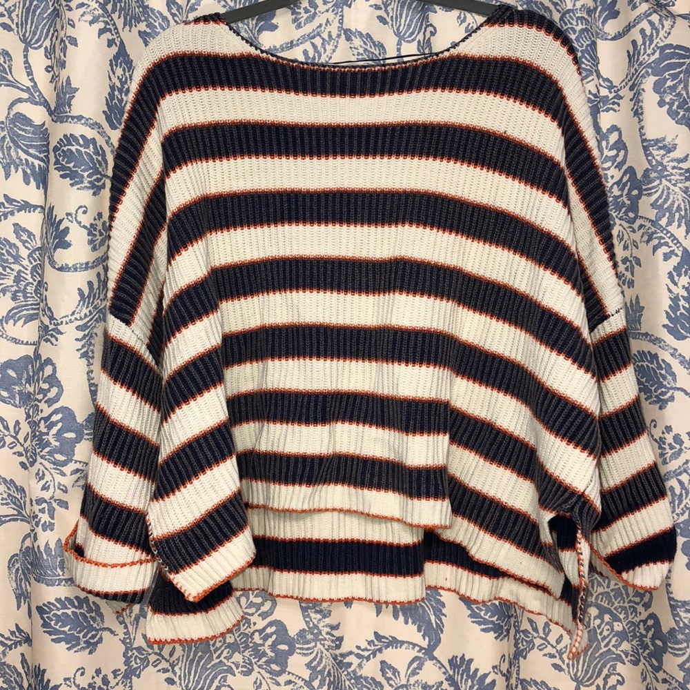 Women’s sweater